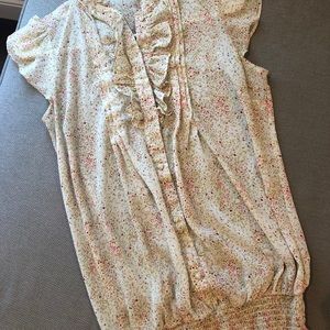 Short sleeve sheer ruffle blouse Sz S